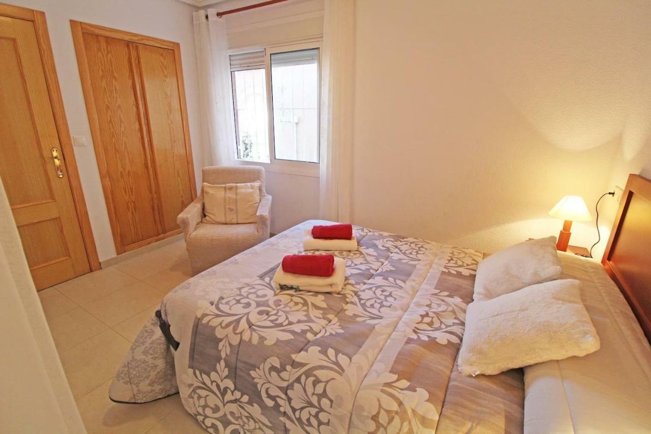 Bungalow Con Terraza, Piscina Y Vistas Al Mar Gran Alacant Kültér fotó