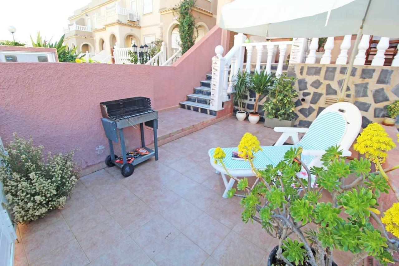 Bungalow Con Terraza, Piscina Y Vistas Al Mar Gran Alacant Kültér fotó