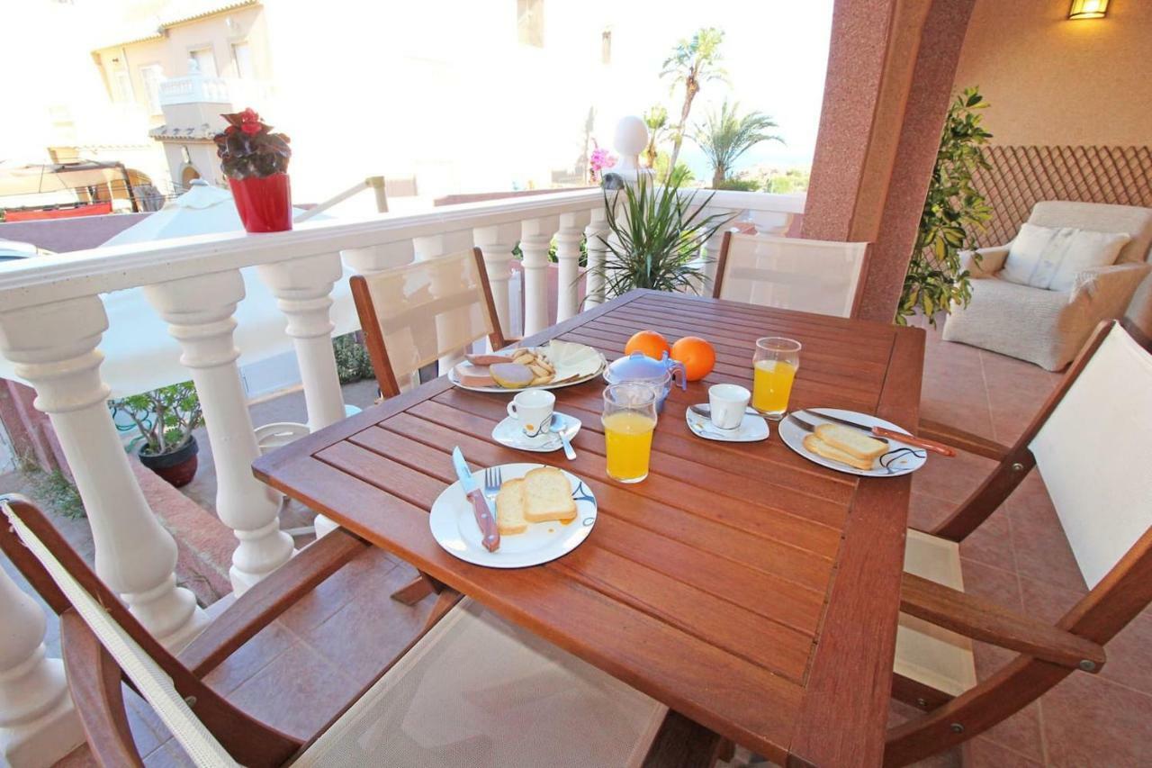 Bungalow Con Terraza, Piscina Y Vistas Al Mar Gran Alacant Kültér fotó